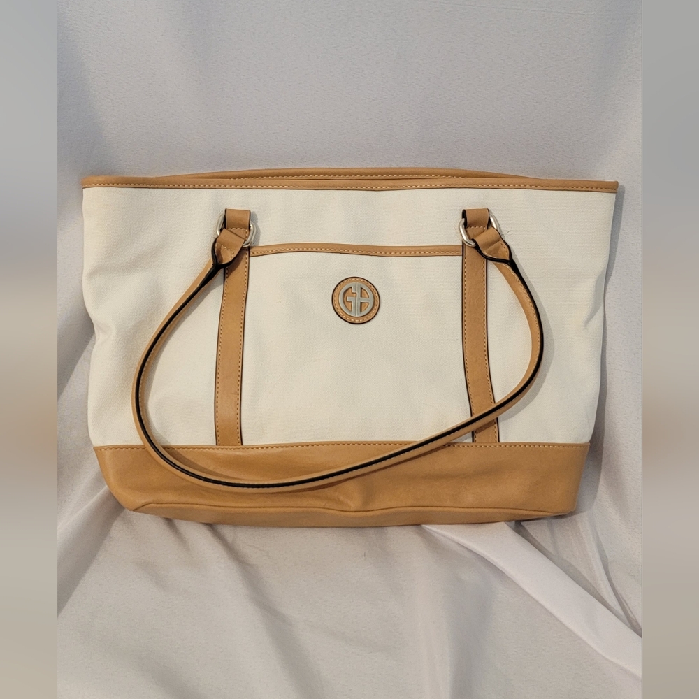 Giani Bernini Tan and Cream Tote